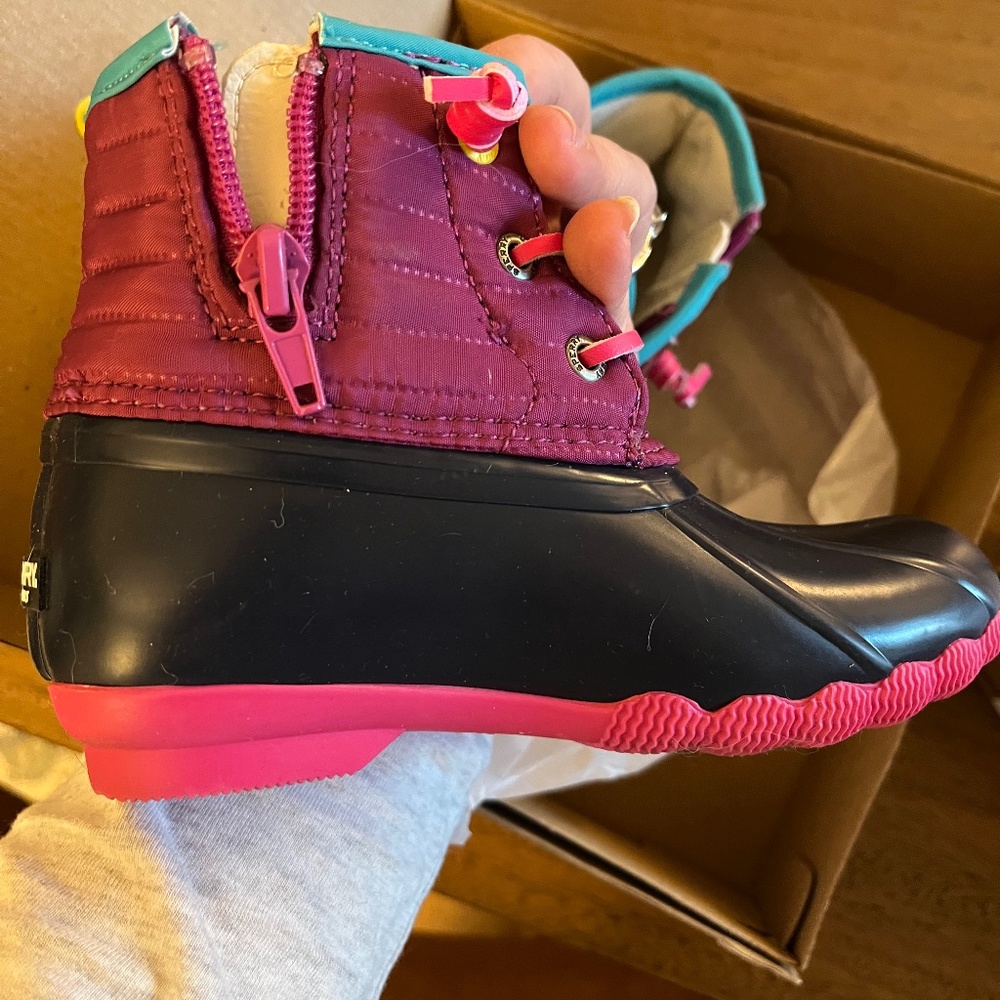 Sperry little girl snow boots